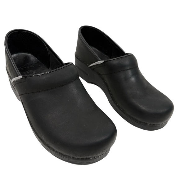 Dansko Shoes - Dansko 40 Womens Solid Black Slip On Clogs Career Work Office Comfort Nurse Shoe